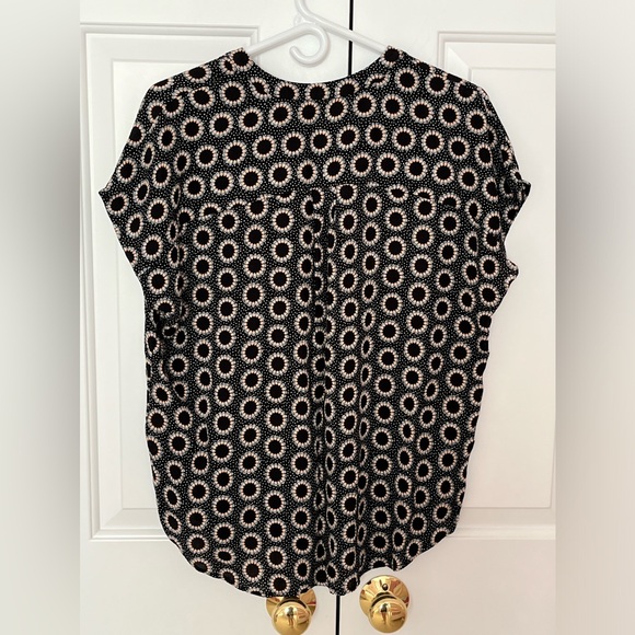 Treasure & Bond Summer Top - Picture 2 of 9